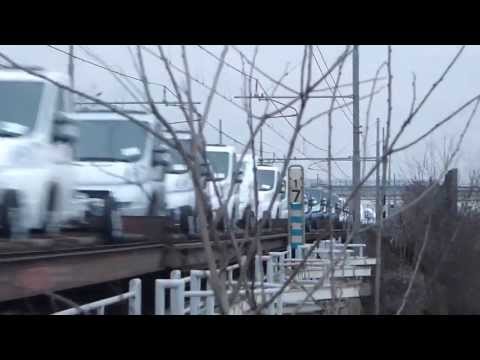 E 656 464 in transito con un merci