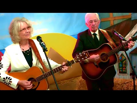 MARVIN & VERNELL MORROW - (w/ LYRICS) "FEAR NOT" (Recorded @ TEXAS COUNTRY GOSPEL SHOW)