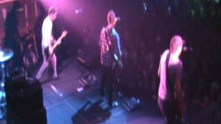 Punchline - Open up/ Play