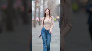 Download lagu China Street Fashion | ep 147 #shorts #walking #chinafashion #tiktokchina mp3