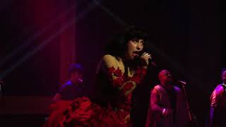 Kimbra performing &quot;Call Me&quot; Live @ The Enmore Theatre, Sydney, Australia.