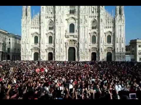 Flash Mob @Milano Gangnam Style