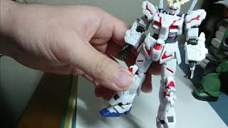 お菓子に付属しているガンダムのおもちゃを作ってレビューしてみた