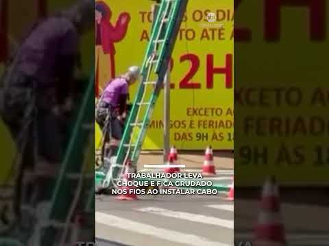 Trabalhador leva choque, fica preso à fiação e é salvo por colega em SP | #SBTNotícias