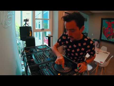 Prendiendo Una Fiesta En Menos de 15 Min