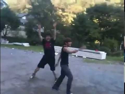 [100925]  Ryeowook's First Serve - Heechul's twitter