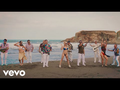 Popurrí Amaneciendo: Consentida/María de la Luz/Que Suba el Telón/El Velerito/El Profesor Rui-Rua