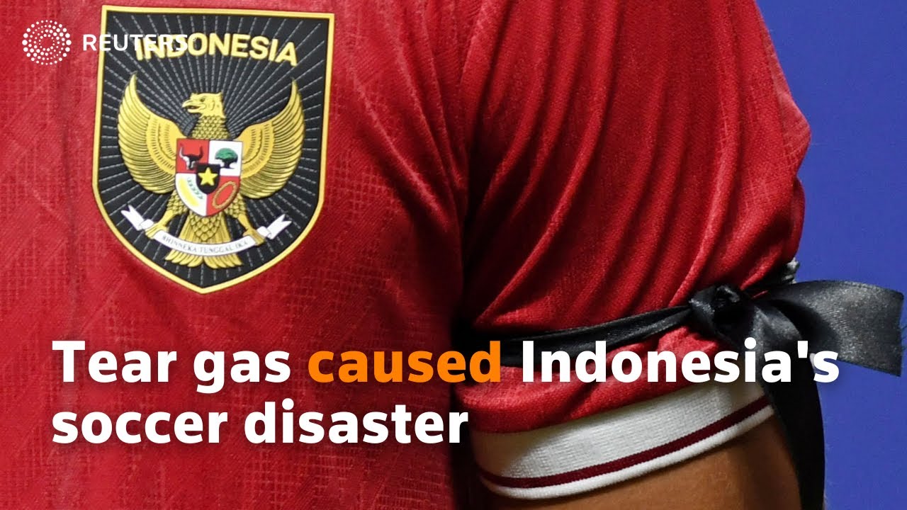 Tear gas caused Indonesia's soccer disaster: investigators