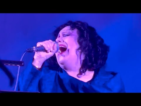 Antonella Ruggiero - Impressioni di settembre (live Palermo, 07/07/2022)