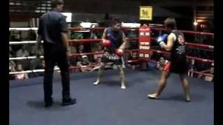 Download Lagu Fapratan (Tiger Muay Thai) scores 3rd round KO Nov 3, 2008 Thumbnail