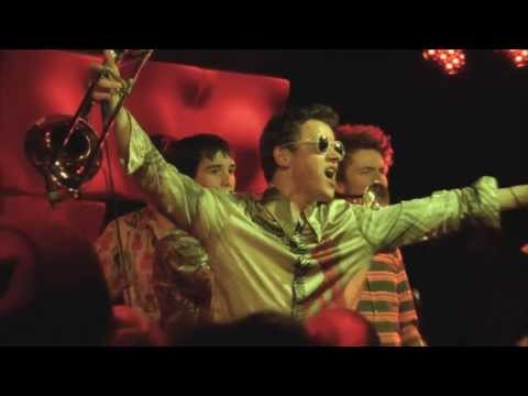 20130514 - 09 - Moustache - GSBB/JbN Outro