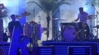 THE KILLERS - TRANQUILIZE (LIVE AT OXEGEN 2009) HQ