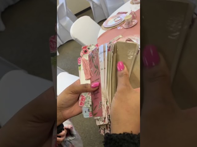 Vídeo relacionado con VANRA Paquete de 20 marcapáginas de la Biblia + 20 marcadores cristianos de números de emergencia de la Biblia a granel marcadores de libros de impresión grande para leer, regalos religiosos para