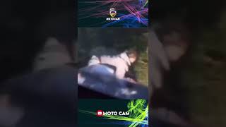 Tiba tiba kesurupan saat didalam mobil travel 😱😱