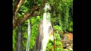 preview picture of video 'Santhi Phala Waterfall'