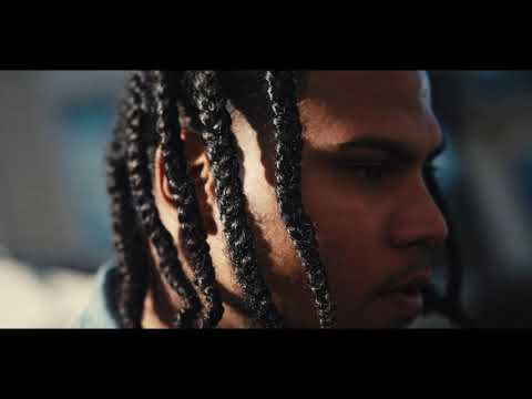 Julz - look at me (Official Music Video)