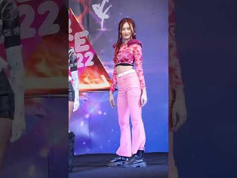 Aeska (Ploy/FANCAM) : MBK COVER DANCE 2022 (18 มิ.ย. 65)