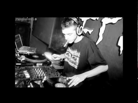 [Ragga-Jungle] Dijeyow - Standing Soldier     (Demarco RMX - 2010)