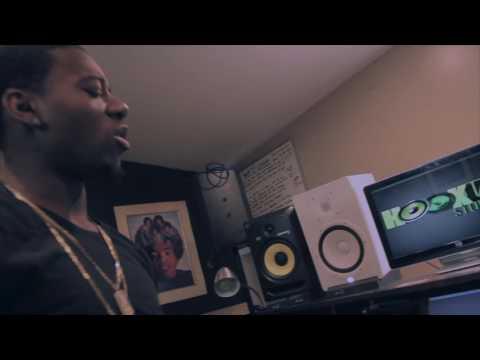 Tae Sav "Ooouuu" freestyle | HookedTV