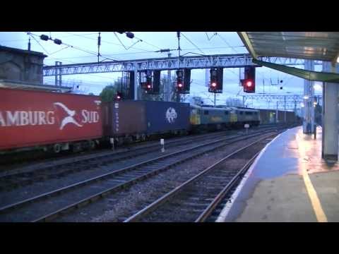 Freightliner 86609 and 86605 Container Train passing Carlisle