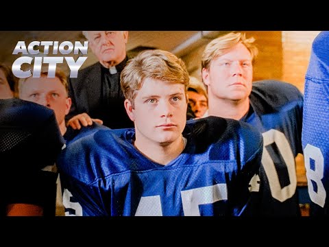 Rudy's Teammates Lay Down Their Jerseys for Him | Rudy (Sean Astin, Lili Taylor)