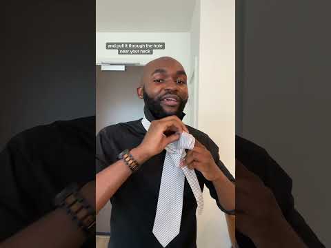 How To Tie A Tie (Simple Method) #Shorts