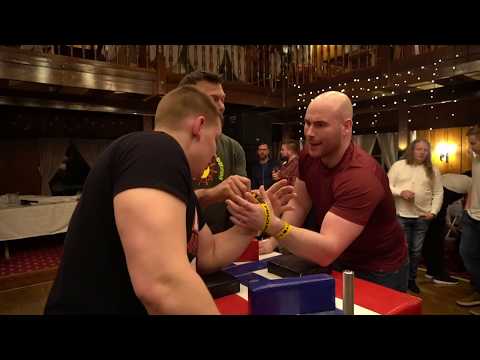 RAY vs BARD ARMFIGHT by DEVON LARRATT  (VIKING ARMS 2020)