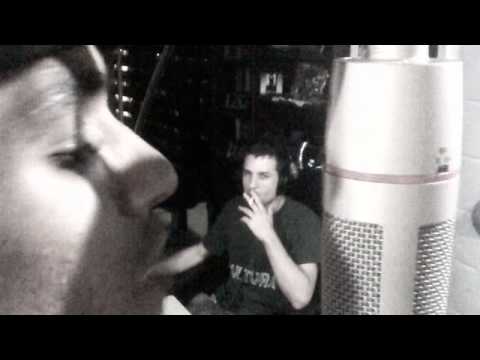 Profeta el Newton Feat Dirty Keller - Alzo mi voz- 2009