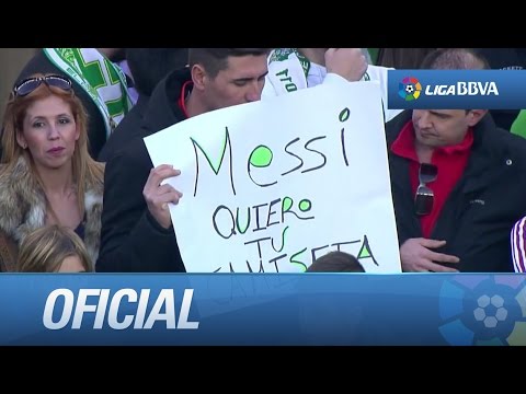 Pancartas en el Elche CF - FC Barcelona