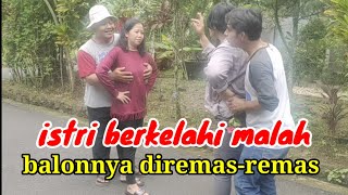 Download lagu Wife fights but balloons get squeezed mp3