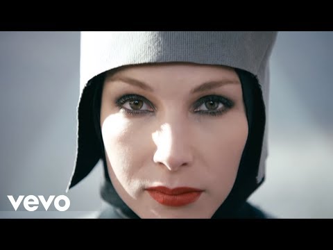 The Chemical Brothers - Go (Official Music Video)