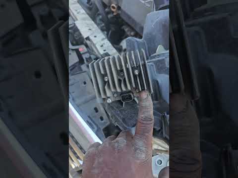 2013 CADILLAC XTS DAYTIME RUNNING LIGHT REPLACEMENT