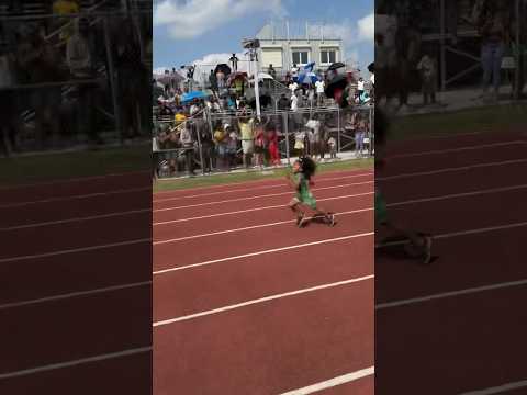 Alaya Ambi - 100m 🔥 #trackandfield #track #sprinter #running #shorts #fyp #espn #highlights