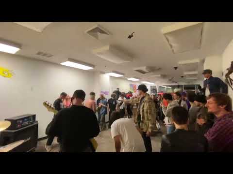 10 Sluggz - 'Ejected' Official Music Video