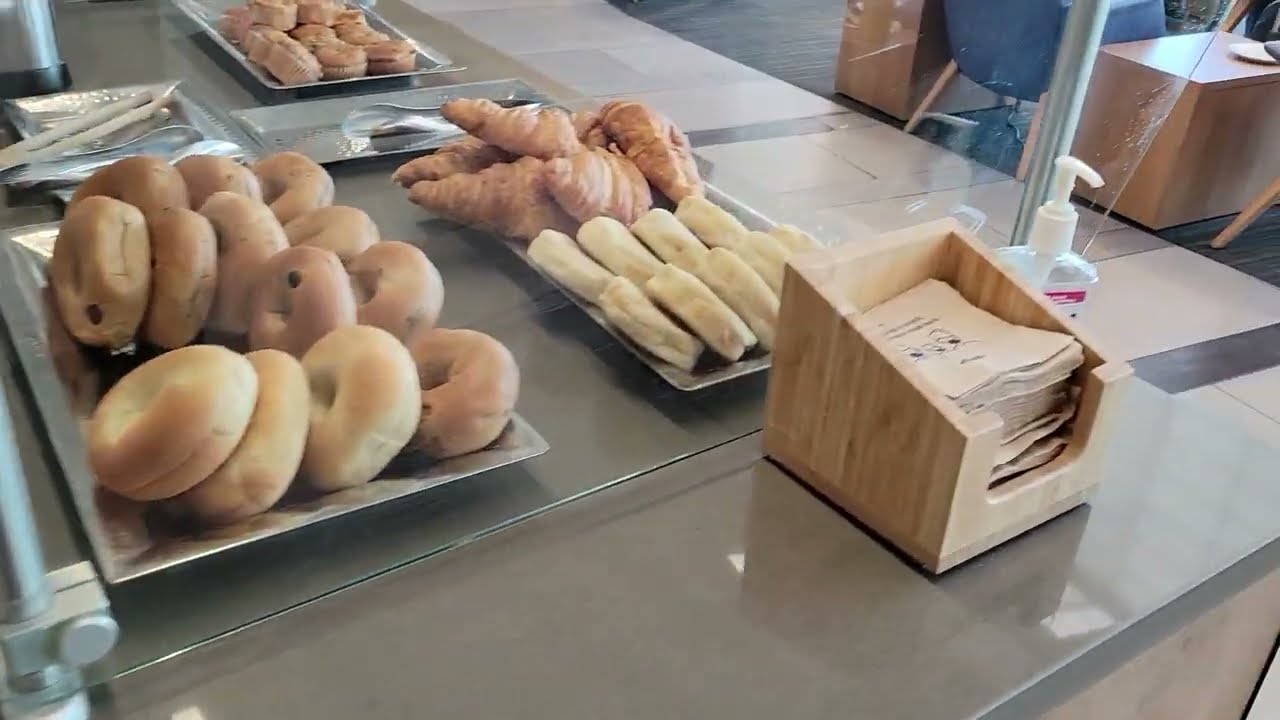 Alaska Airlines Alaska Lounge