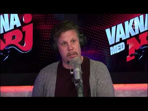 "Sjuttioåriga tanter med silikonbröst" - Filip Hammar - VAKNA med NRJ