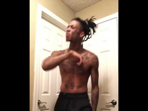 That bitch OUTDATED but she still my lil baby  💕 I’m working hard on my album.. nun but bangers 💜