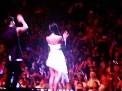 130309 hyorin eru kemesraan