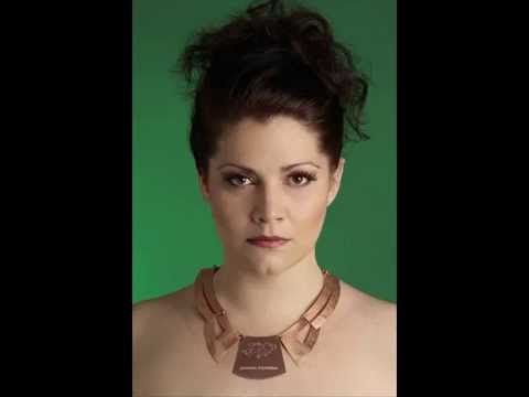 ZAMBA DE USTED - Anabella Zoch / Leo Sujatovich