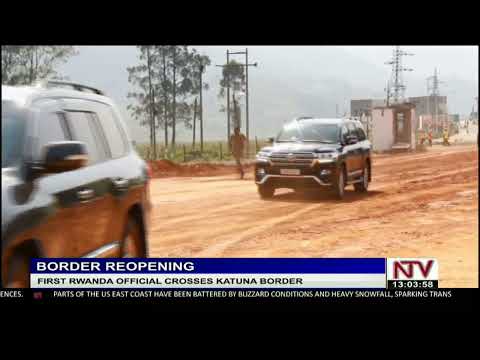 First Rwanda official crosses Katuna border