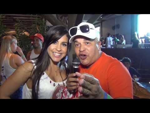 Dançarina Julie Pinho no Programa TV Loucura com Beto da Bahia