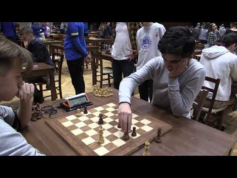 študenti SŠ 6.2. FM Jakab Béla - FM Sahidi Samir 0 - 1