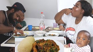 🇿🇼WIFE COOKING 🇨🇲CAMEROONIAN OKRO SOUP & FUFU FOR THE FIRST TIME | ZIMBABWEAN-CAMEROONIAN FAMILY