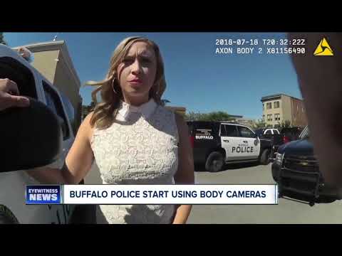 Buffalo Police Officers start to use body cams
