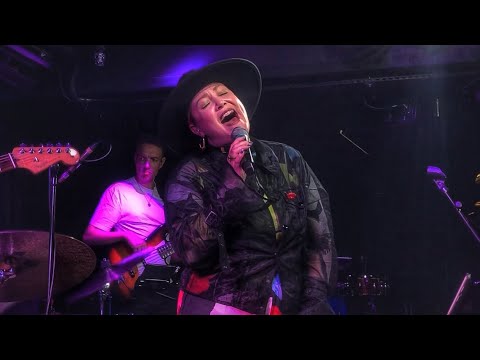 Helena May at Pizza Express Live - Cosmic Girl