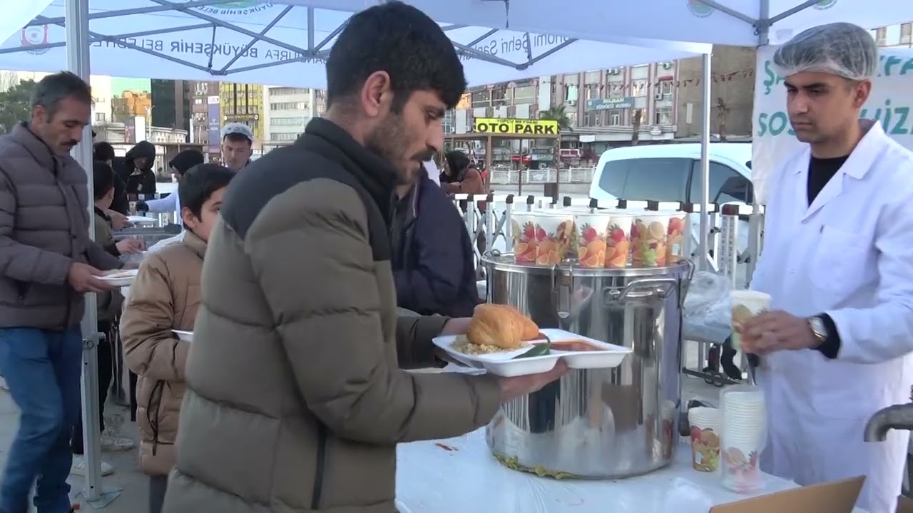 7’DEN 70’E HERKES BÜYÜKŞEHİR’İN İFTAR ÇADIRILARINDA BULUŞTU