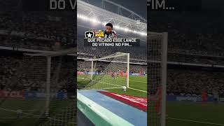 Vitinho 'mergulhou' e quase deixou o dele em Botafogo x Barcelona-EQU na Libertadores