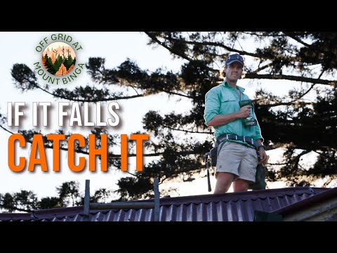 100-Yr Qlder Reno: Gutters, Tanks & Roof Fixes! Ep 27