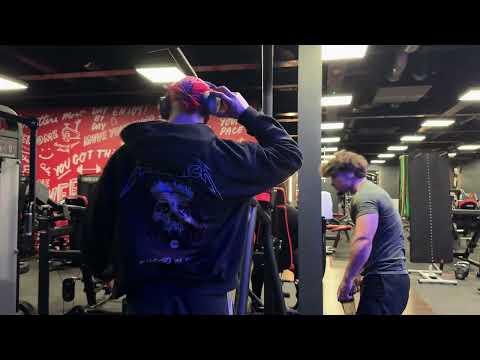 Day 79 on the bulk | Deadlifts and abs