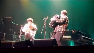 Fou rire (Richard Galliano) Hamilton de Holanda / Richard Galliano, O mundo de Pixinguinha.